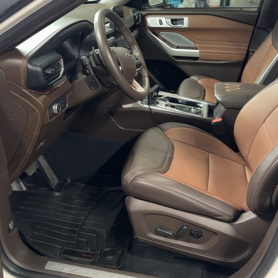 Explorer brown leather