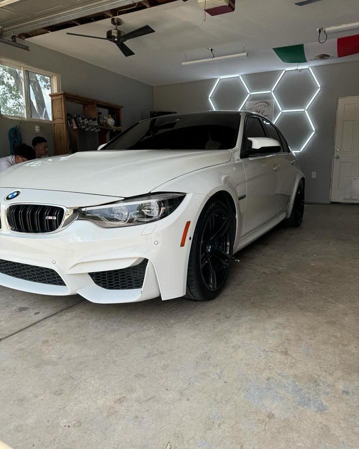 BMW M3, white