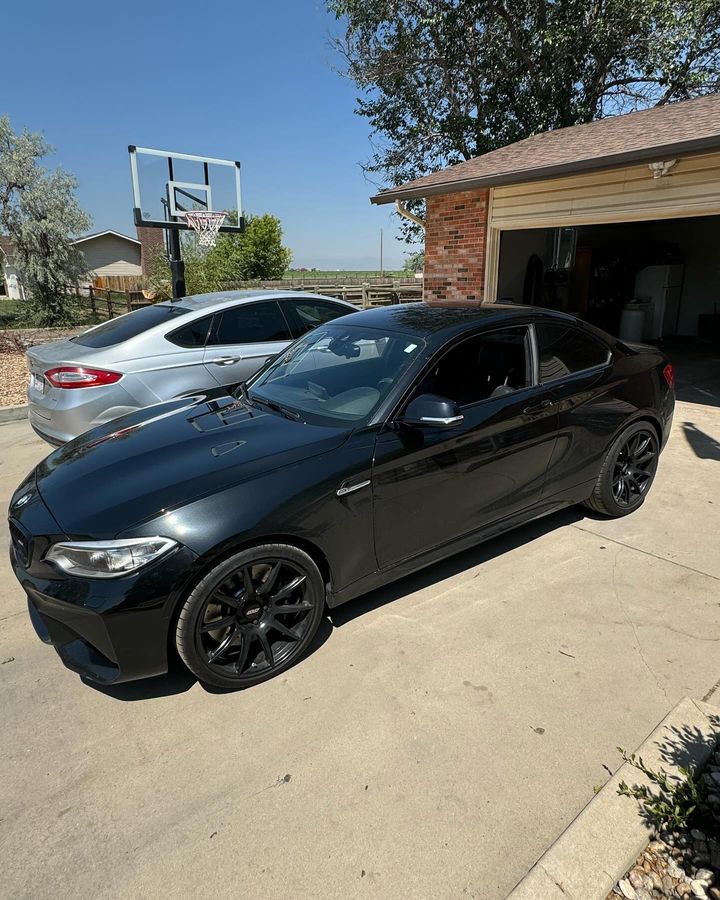 BMW M2, black
