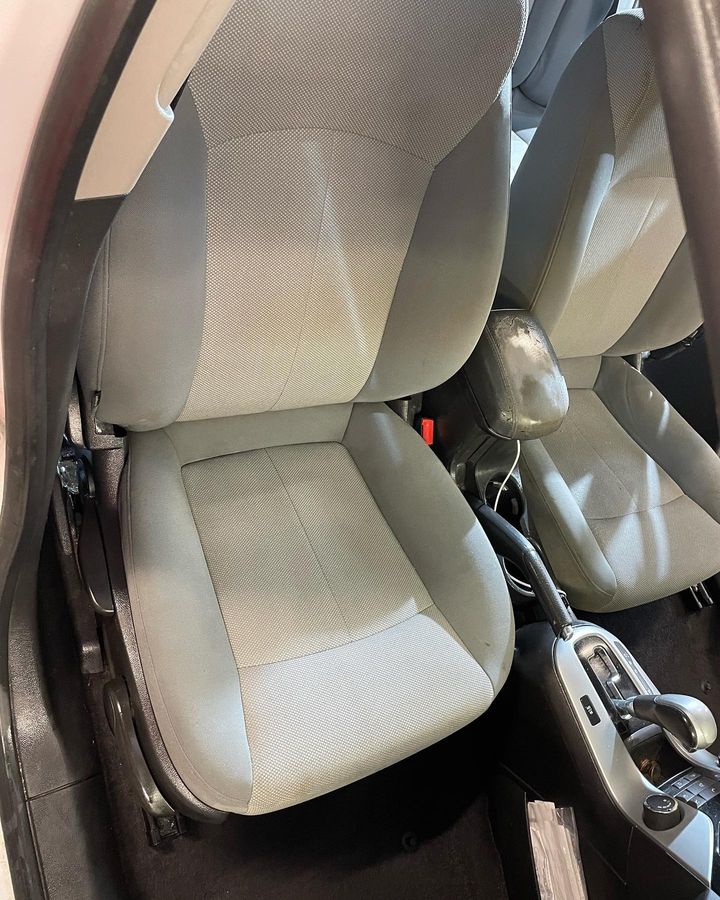 Cruze seats, after